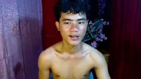 Snapshot of roianboyyy chatting on 07-03-26, 12:17 roianboyyy online show from 07-03-26, 12:17