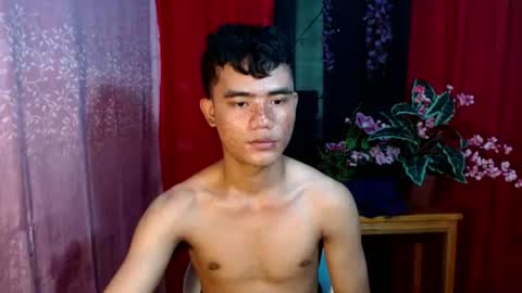 Snapshot of roianboyyy chatting on 07-09-26, 12:26 roianboyyy online show from 07-09-26, 12:26