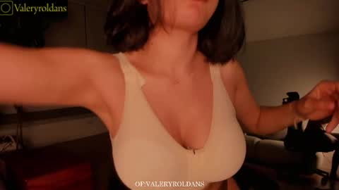 Valery Roldans online show from 02-12-26, 01:00