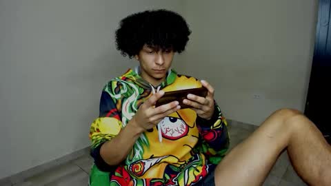 Snapshot of rolling_05 chatting on 01-11-26, 06:24 rolling_05 online show from 01-11-26, 06:24