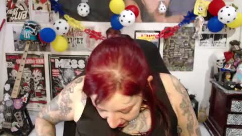 Snapshot of rollyderolandia666 chatting on 07-07-26, 05:17 Rolly online show from 07-07-26, 05:17