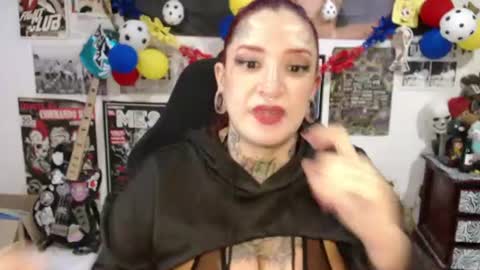 Snapshot of rollyderolandia666 chatting on 07-14-26, 08:47 Rolly online show from 07-14-26, 08:47