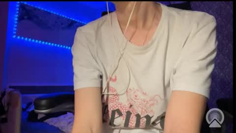 roma305991 online show from 11-18-25, 11:15