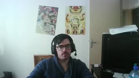 Snapshot of romainb72 chatting on 03-01-26, 10:28 romainb72 online show from 03-01-26, 10:28
