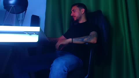 Snapshot of romaniamaster1 chatting on 05-02-26, 07:19 romaniamaster1 online show from 05-02-26, 07:19