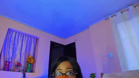 Snapshot of romantic_stargirl chatting on 02-02-25, 12:02 Is A Belle online show from 02-02-25, 12:02