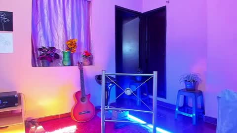 Snapshot of romantic_stargirl chatting on 02-24-25, 12:16 Is A Belle online show from 02-24-25, 12:16