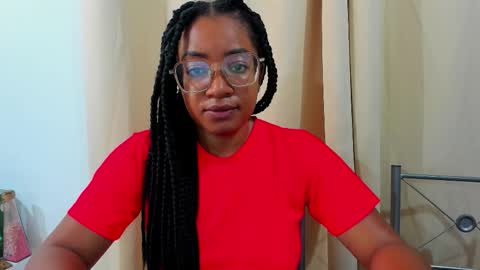 Snapshot of romantic_stargirl chatting on 10-21-25, 03:46 Is A Belle online show from 10-21-25, 03:46