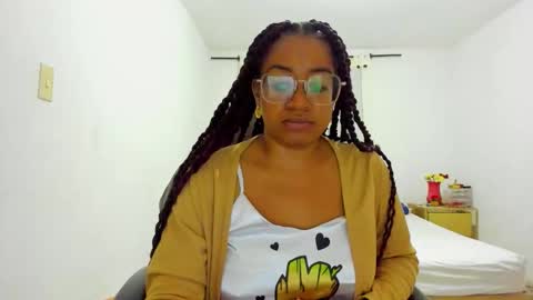 Snapshot of romantic_stargirl chatting on 12-01-25, 02:16 Is A Belle online show from 12-01-25, 02:16