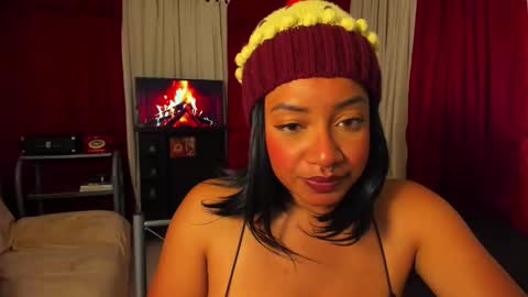 Snapshot of romantic_stargirl chatting on 02-10-26, 01:43 Is A Belle online show from 02-10-26, 01:43