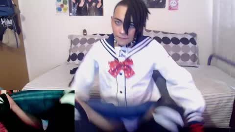 Snapshot of romeo_laurient chatting on 05-21-26, 08:16 ROMEO online show from 05-21-26, 08:16