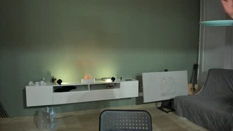 Romeo online show from 12-08-24, 05:55