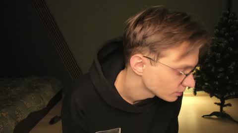 Romeo online show from 12-24-24, 11:22