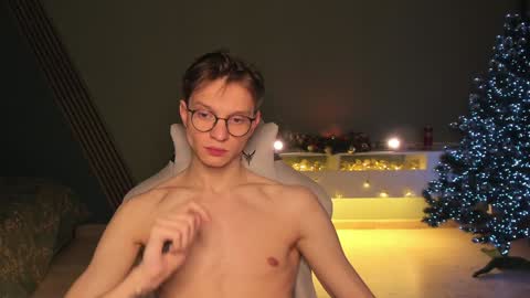 Romeo online show from 12-27-24, 09:54