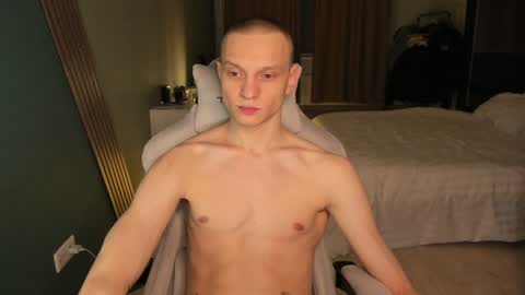 Romeo online show from 01-21-25, 10:41