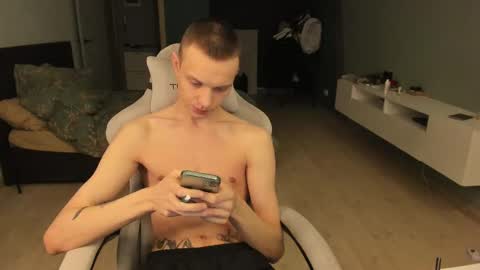 Romeo online show from 02-25-25, 02:22