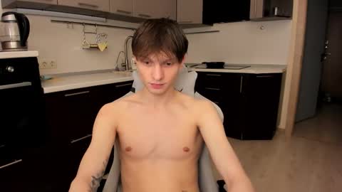 Romeo online show from 11-19-25, 08:42