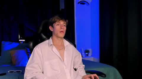 Snapshot of romeo_ricci1 chatting on 01-10-25, 07:11 Romeo Ricci online show from 01-10-25, 07:11