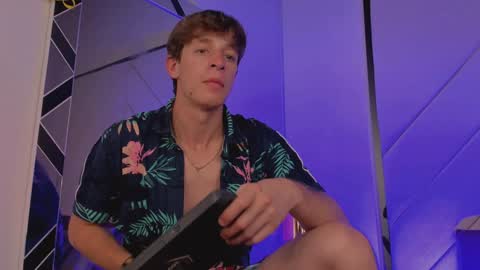 Snapshot of romeo_ricci1 chatting on 01-12-25, 09:40 Romeo Ricci online show from 01-12-25, 09:40