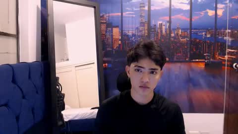 Snapshot of romeomillerr chatting on 10-06-25, 07:22 Romeo online show from 10-06-25, 07:22