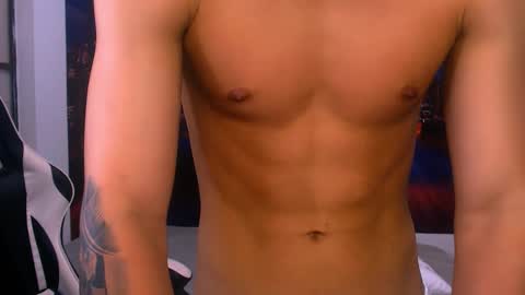 Snapshot of romeomillerr chatting on 10-21-25, 11:05 Romeo online show from 10-21-25, 11:05