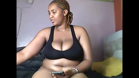 Romina 26 online show from 06-09-26, 12:28