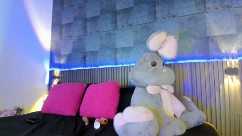 Snapshot of rominnakonde chatting on 01-13-25, 01:23 Rominna online show from 01-13-25, 01:23