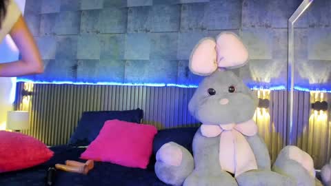 Snapshot of rominnakonde chatting on 01-13-25, 07:21 Rominna online show from 01-13-25, 07:21