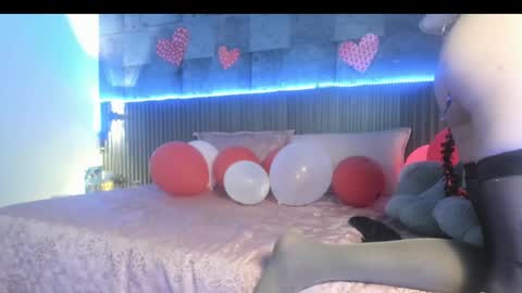 Snapshot of rominnakonde chatting on 02-17-25, 07:21 Rominna online show from 02-17-25, 07:21