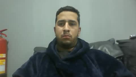 Snapshot of ronal498036 chatting on 11-06-25, 07:26 ronal498036 online show from 11-06-25, 07:26