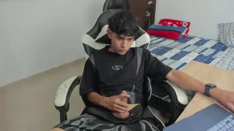 Ronaldo online show from 06-12-26, 04:28