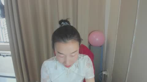 sui sui online show from 05-27-26, 01:57