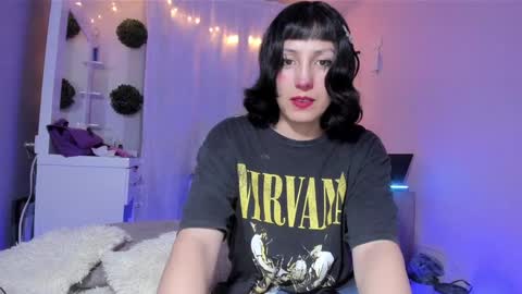 Snapshot of room312_ chatting on 12-23-24, 01:40 Twelve 3 Inst Twelve 312002 Twitter Room312 2002 online show from 12-23-24, 01:40