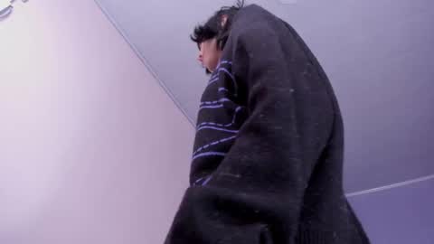 Snapshot of room312_ chatting on 03-07-25, 07:05 Twelve 3 Inst Twelve 312002 Twitter Room312 2002 online show from 03-07-25, 07:05