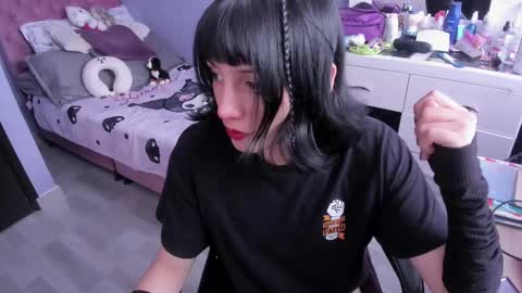 Snapshot of room312_ chatting on 03-09-25, 06:21 Twelve 3 Inst Twelve 312002 Twitter Room312 2002 online show from 03-09-25, 06:21