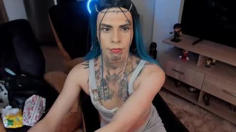 herreraisa offical online show from 06-02-26, 12:07