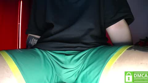 Snapshot of room_hot_x chatting on 11-19-25, 04:56 ken online show from 11-19-25, 04:56