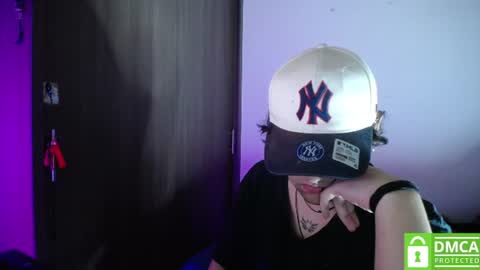 Snapshot of room_hot_x chatting on 07-23-26, 12:35 ken online show from 07-23-26, 12:35