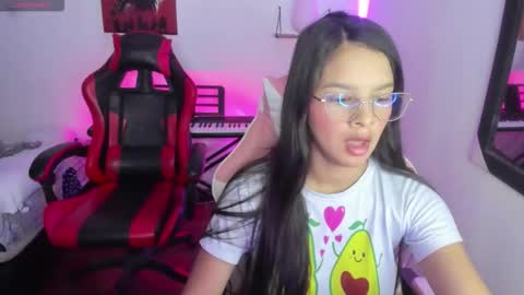  MIA AND PAUL online show from 03-03-26, 03:18