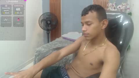 Snapshot of rory_castro chatting on 09-10-25, 11:27 RORY CASTRO online show from 09-10-25, 11:27