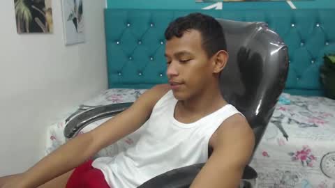 Snapshot of rory_castro chatting on 09-28-25, 10:59 RORY CASTRO online show from 09-28-25, 10:59