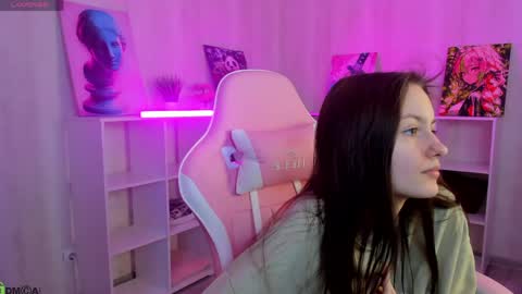 Viola online show from 04-26-26, 08:56