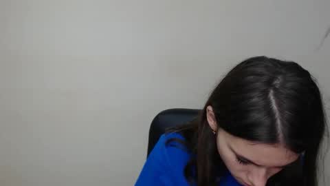 Snapshot of rosalais_ chatting on 10-02-25, 06:53 Rose online show from 10-02-25, 06:53
