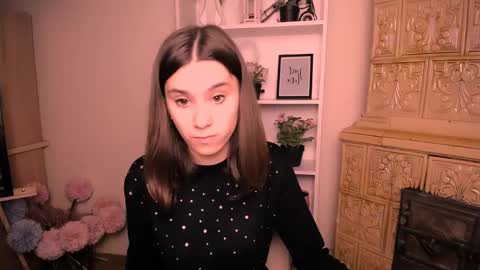 Snapshot of rosalais_ chatting on 05-20-26, 06:30 Rose online show from 05-20-26, 06:30