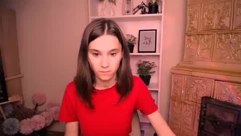 Snapshot of rosalais_ chatting on 06-11-26, 05:49 Rose online show from 06-11-26, 05:49