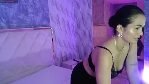 Snapshot of rosalind_tay chatting on 05-15-26, 03:02 ROSALIN online show from 05-15-26, 03:02