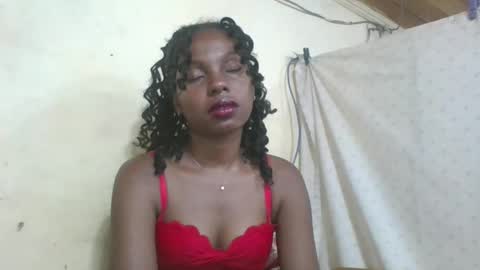 Rosalinda online show from 04-28-26, 04:34