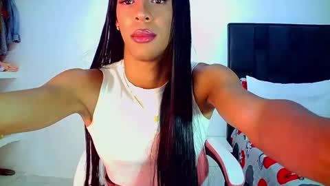 Rosalinda online show from 06-29-26, 08:42