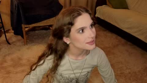 Snapshot of rosalvaulman chatting on 05-05-26, 05:10 Kylie online show from 05-05-26, 05:10