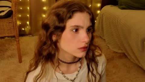 Snapshot of rosalvaulman chatting on 06-03-26, 05:29 Kylie online show from 06-03-26, 05:29